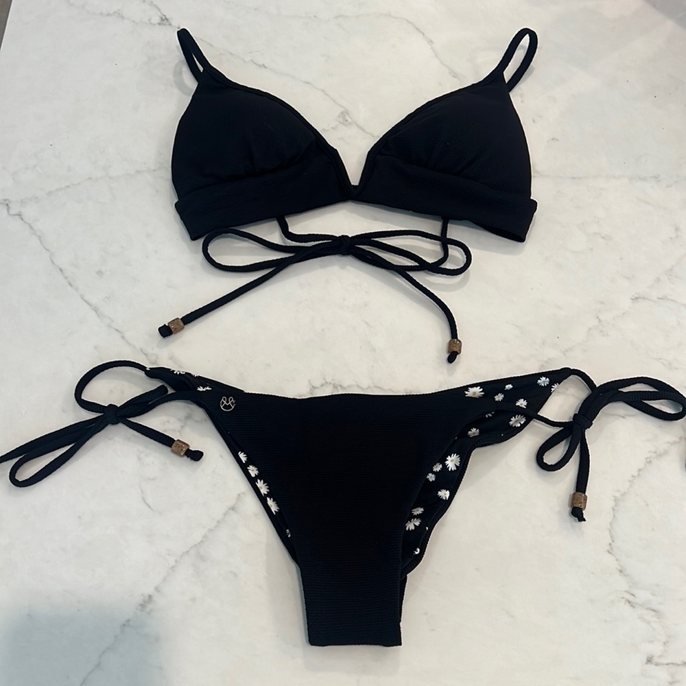 NWT Reversible Maaji Suit
